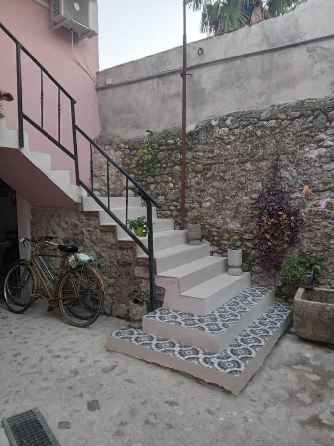 Rooms For Rent Shkodër Exterior foto